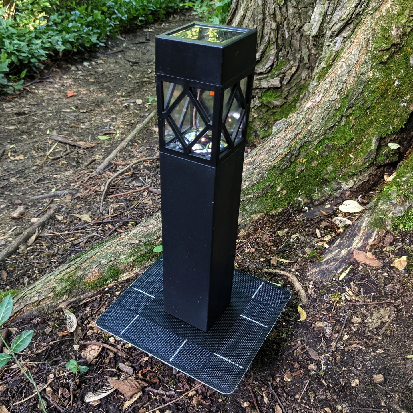 Malibu Marker by Shade Solar®, Dusk to Dawn Illumination in Shade or Sun